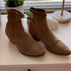 Universal Thread Loraine Western Sock Booties